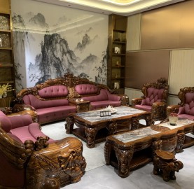 sofa-mun-voi-khung-tan-co-dien-nhap-khau